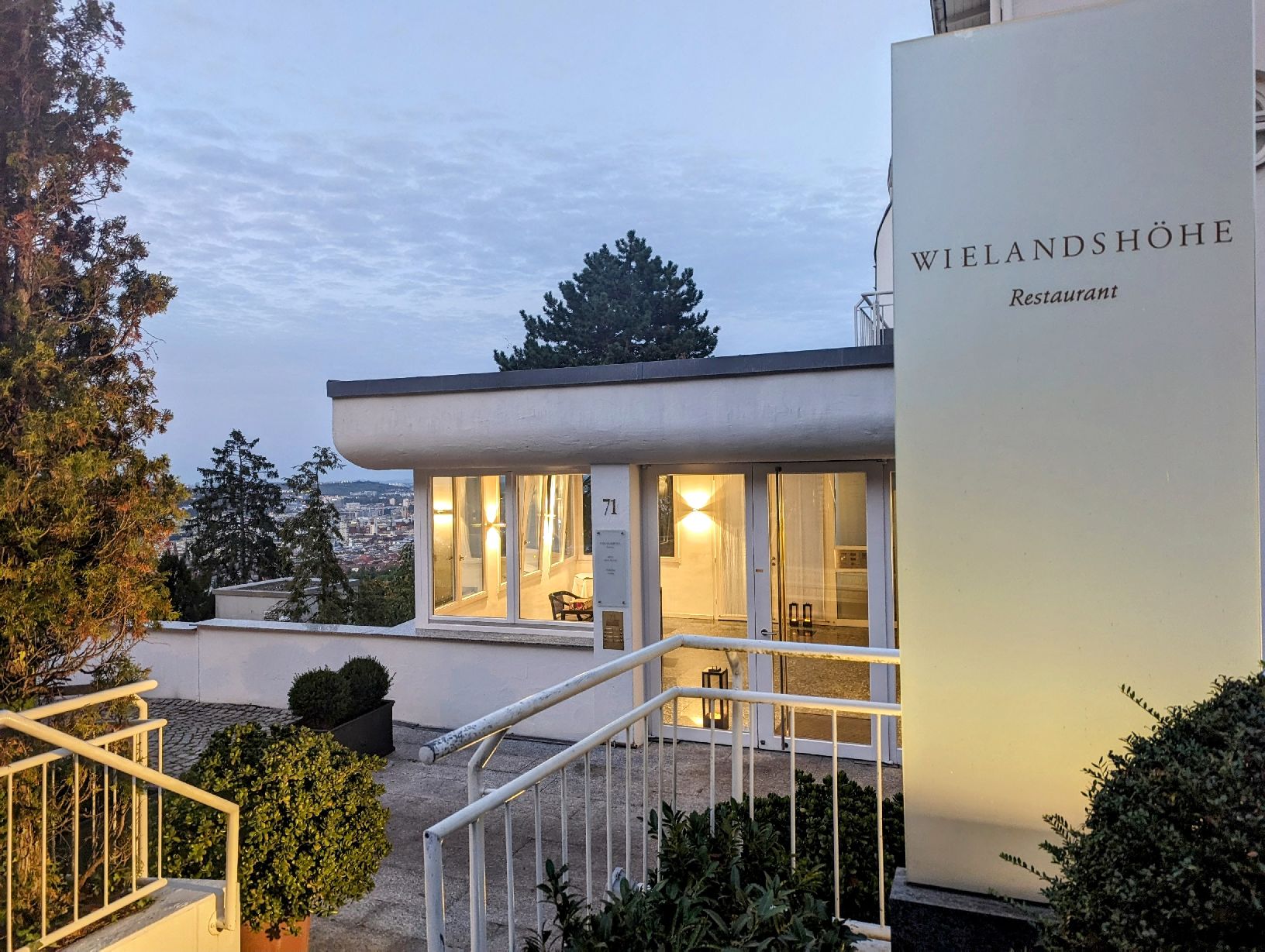 Wielandsh he Stuttgart 7 Oktober 2023 Gourveggis Wielandsh he Stuttgart 7 Oktober 2023 Gourveggis