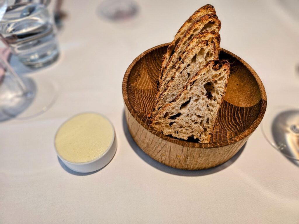 Brot mit Butter im Cookies Cream, Berlin