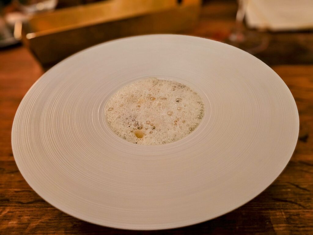 Gnocchi in Parmesansauce, Erbsen & Morcheln im Tulus Lotrek in Berlin
